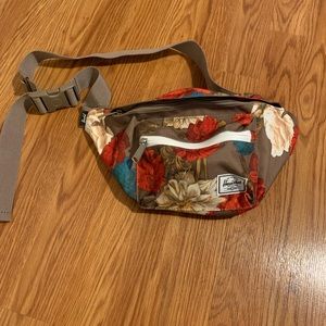 Herschel Seventeen Hip Pack